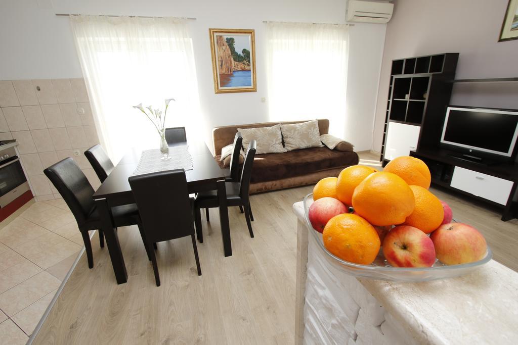Apartments Dundic Makarska Exteriör bild